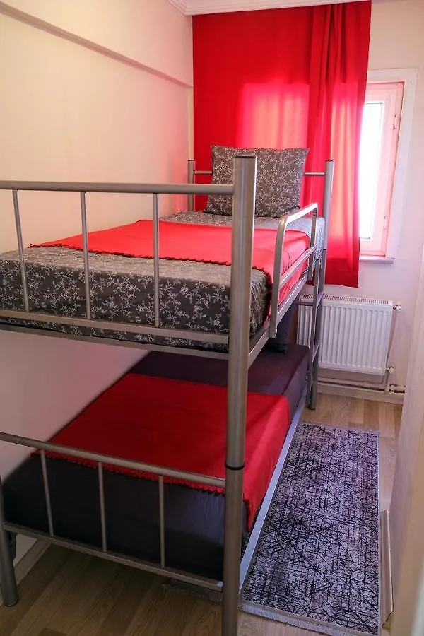 3+1 New Kadikoy Istanbul Entire Flat Furnished Apartment For Rent In The Heart Of Kadikoy!